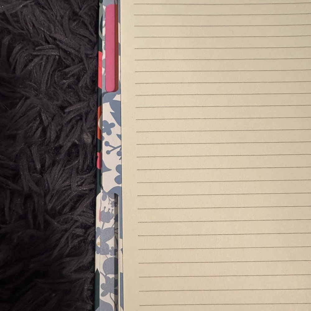 Notebook - Picture 3 of 4